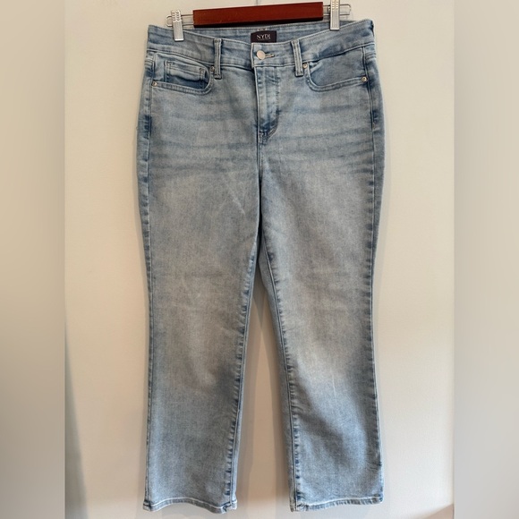 NYDJ Lift Tuck Marilyn Straight Leg Jeans Slimming Light Wash 10 - Picture 1 of 8